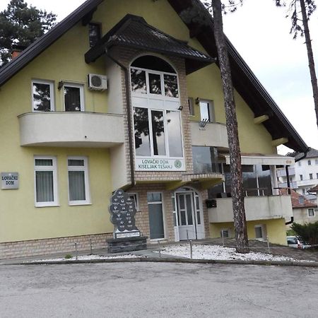 Restoran&Motel And Apartmants Lovacka Prica Tesanj Buitenkant foto