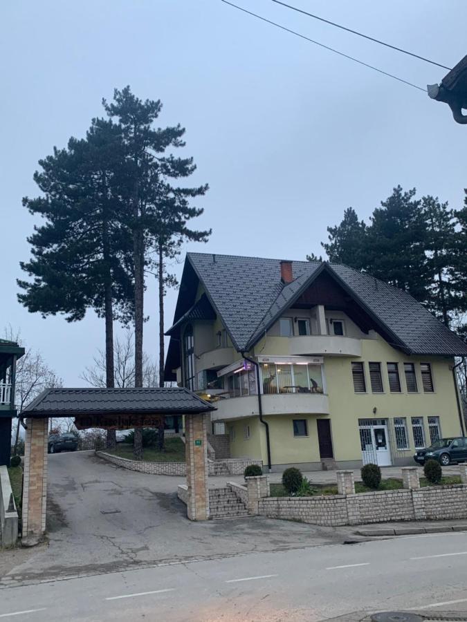 Restoran&Motel And Apartmants Lovacka Prica Tesanj Buitenkant foto